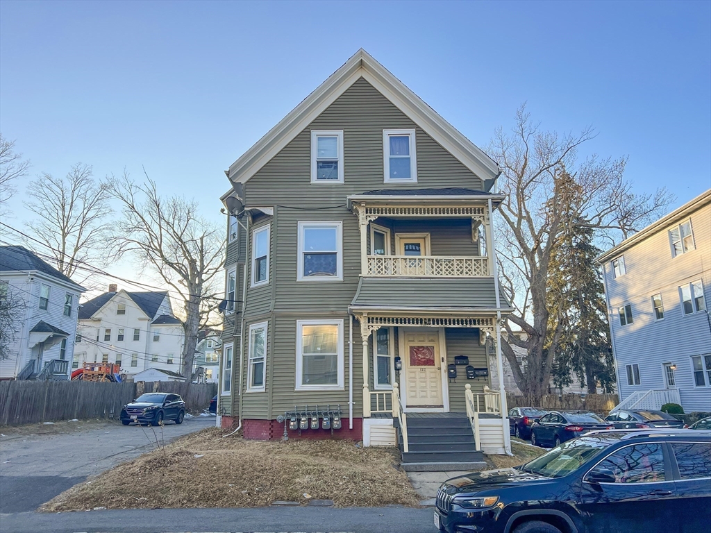 127 Newbury St