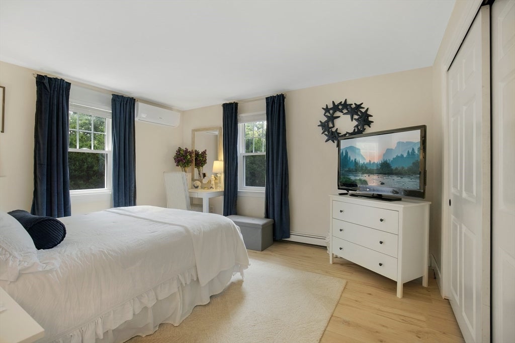 835 Old Barnstable RD, Falmouth, MA, 835 Old Barnstable RD, Falmouth, MA Photo #13