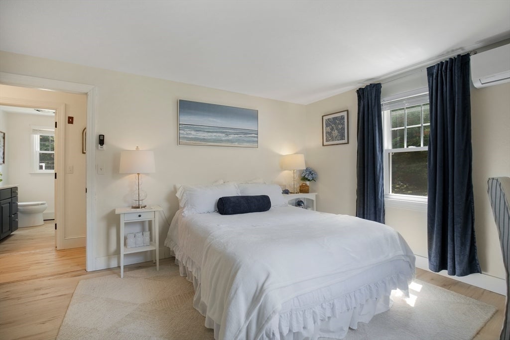 835 Old Barnstable RD, Falmouth, MA, 835 Old Barnstable RD, Falmouth, MA Photo #14