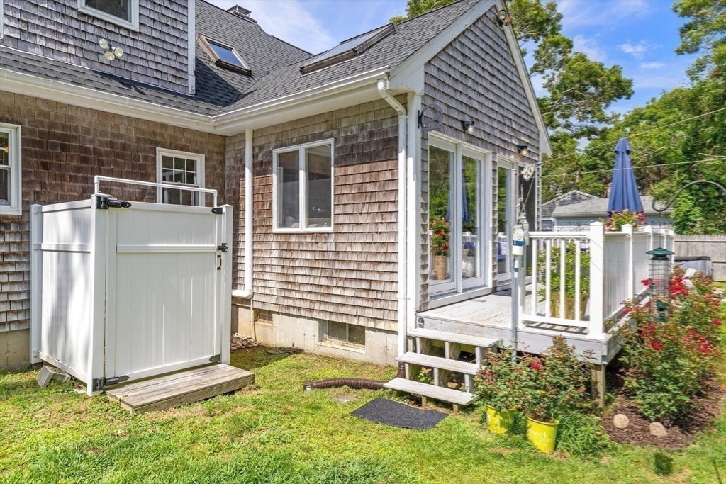 835 Old Barnstable RD, Falmouth, MA, 835 Old Barnstable RD, Falmouth, MA Photo #33