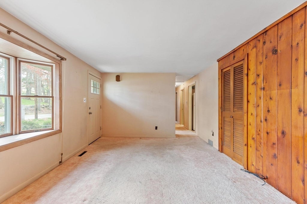 69 Byam Rd