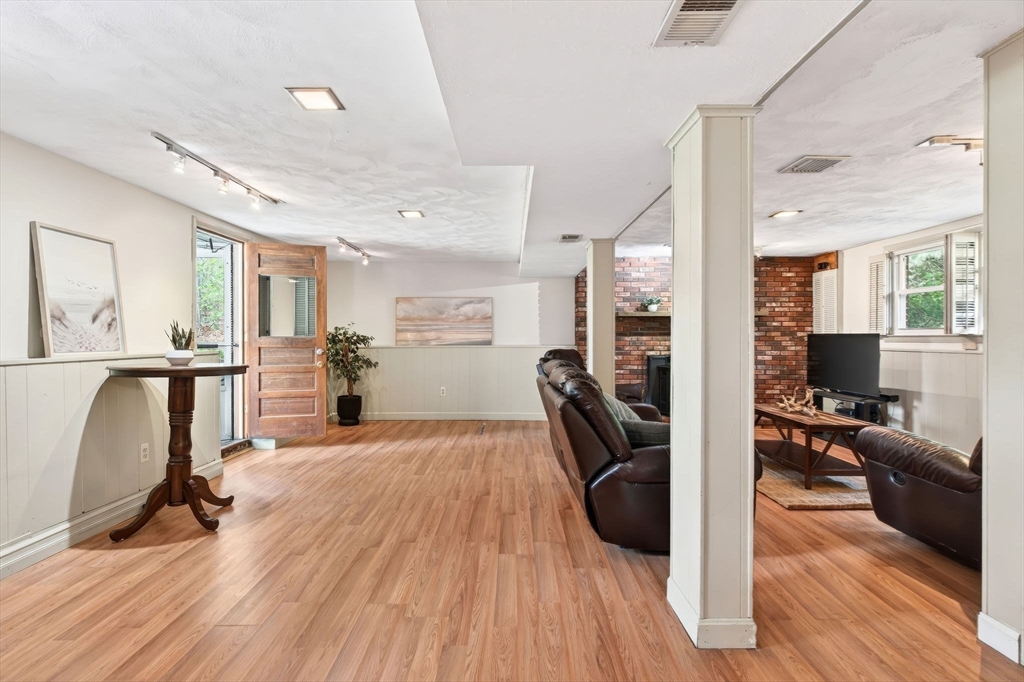 306 Franklin St, Mansfield, MA, 306 Franklin St, Mansfield, MA Photo #24