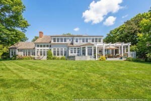 197 Woodland Way
