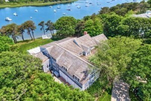 197 Woodland Way