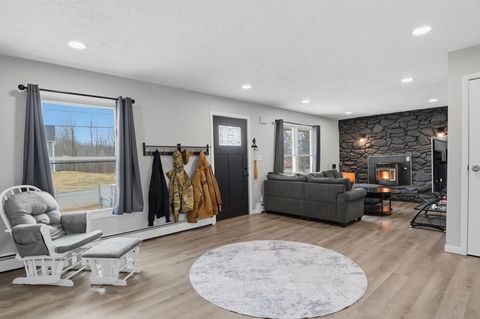 185 Davis Road Westminster MA 01473