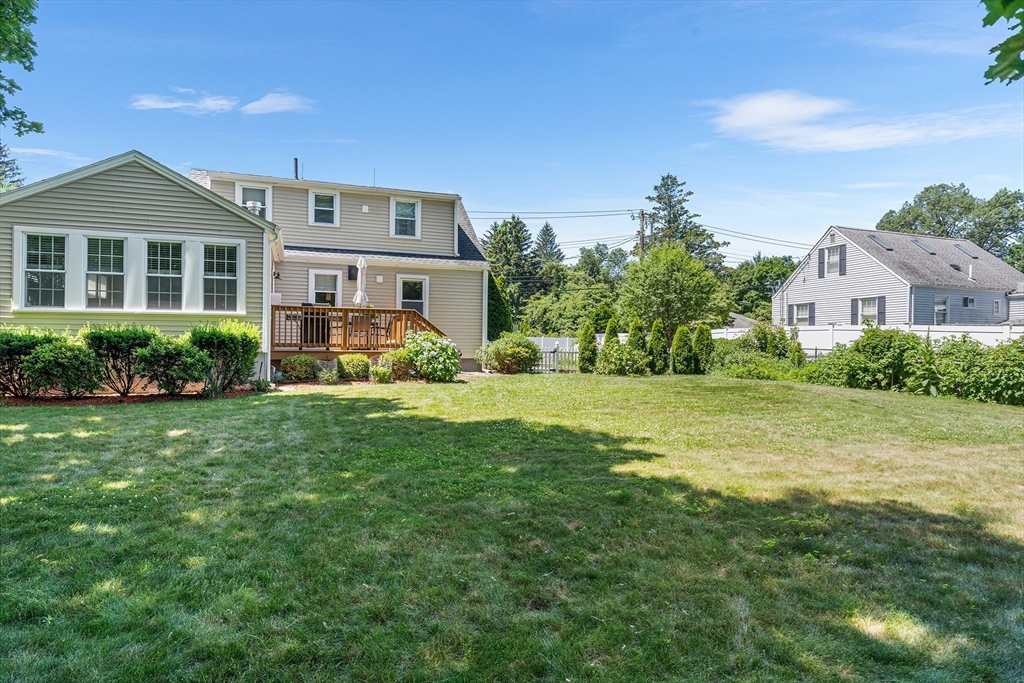 659 Marrett Rd