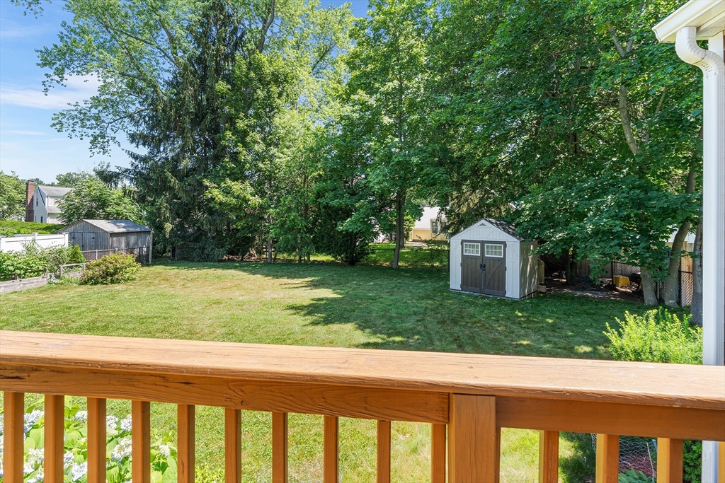659 Marrett Rd