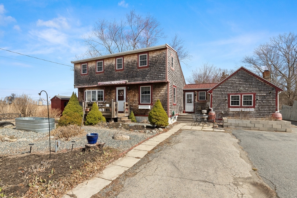 123 Jeffreys Neck Rd