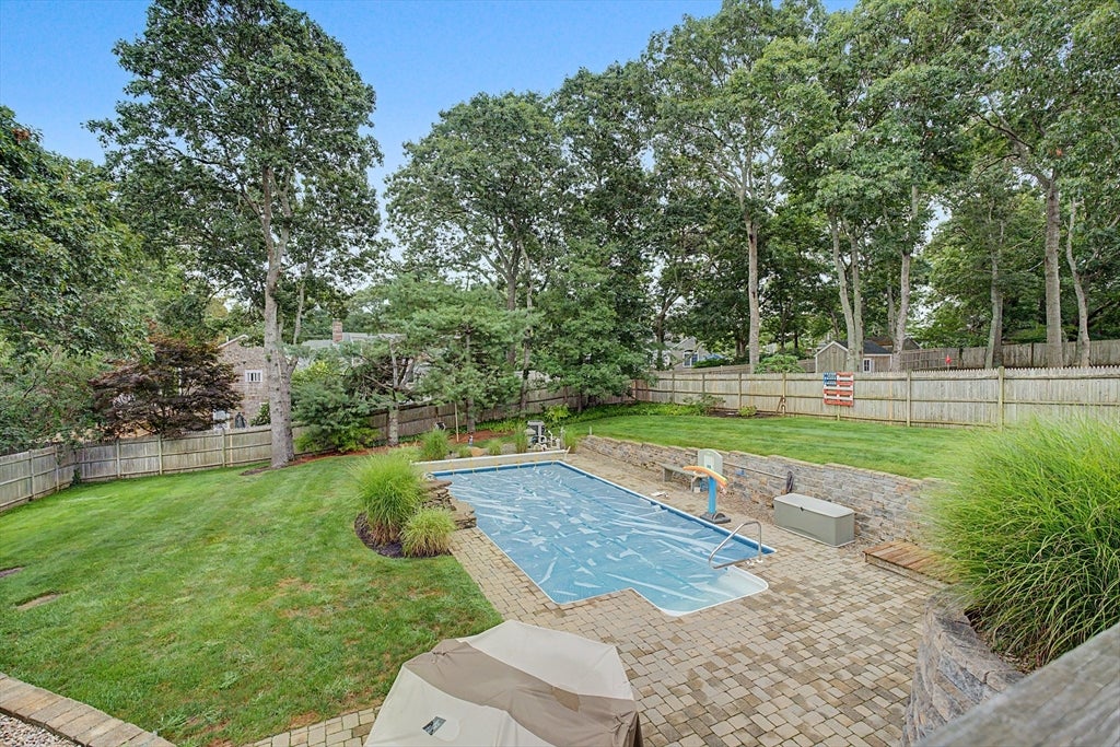 12 Gordon Ln, Yarmouth, MA Photo #3