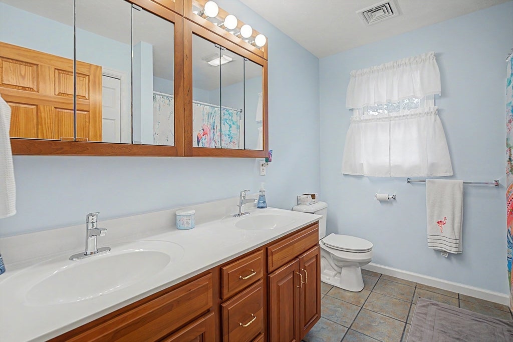 12 Gordon Ln, Yarmouth, MA Photo #26