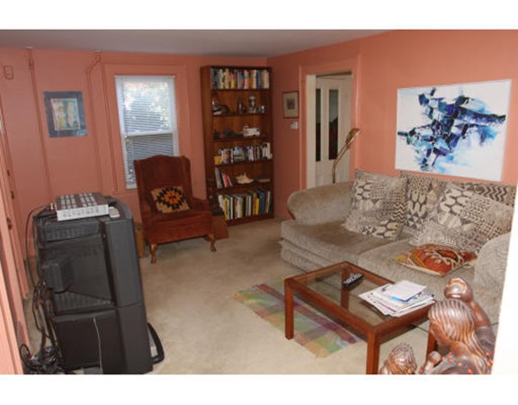 136 Hillside Ave