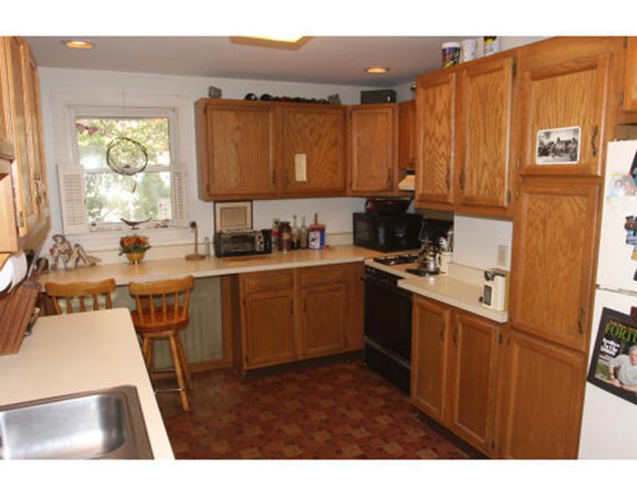 136 Hillside Ave