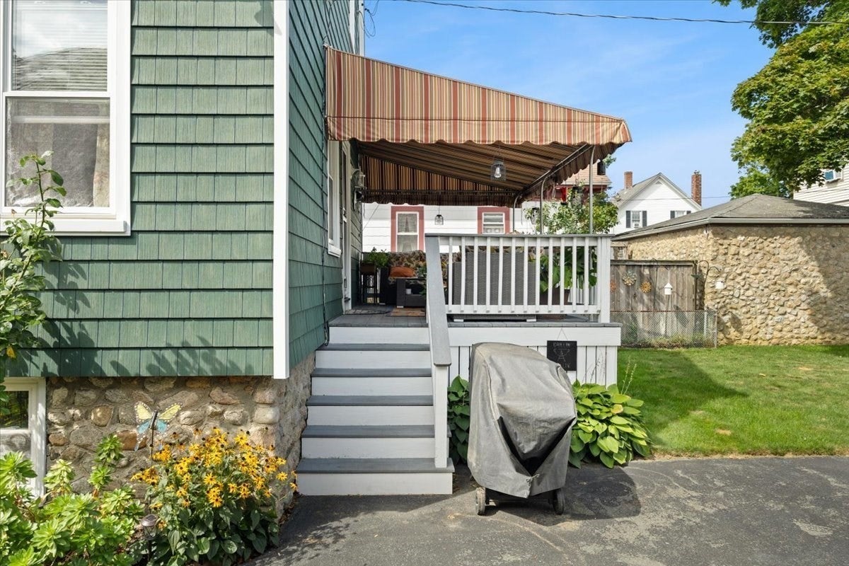 287 Wood St, New Bedford, MA, 287 Wood St, New Bedford, MA Photo #8