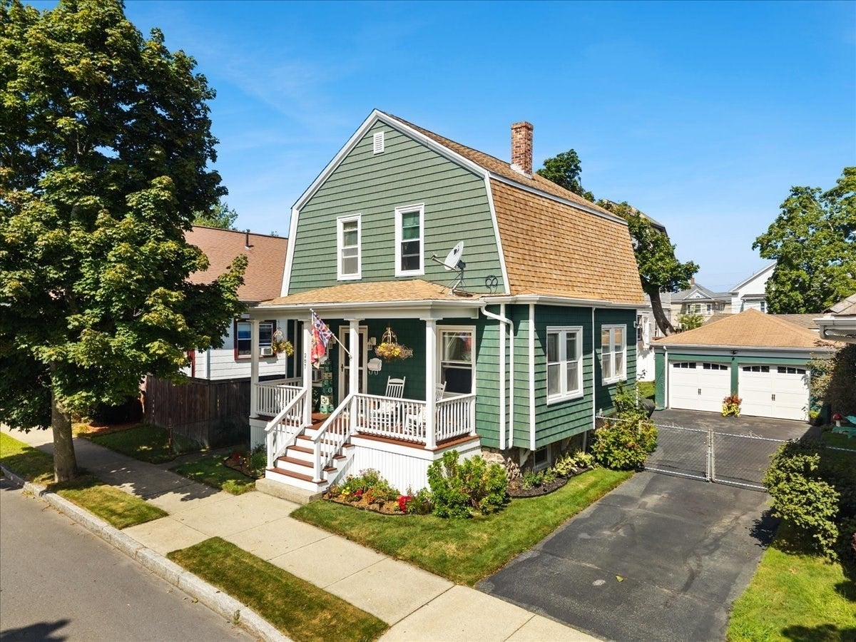 287 Wood St, New Bedford, MA, 287 Wood St, New Bedford, MA Photo #3