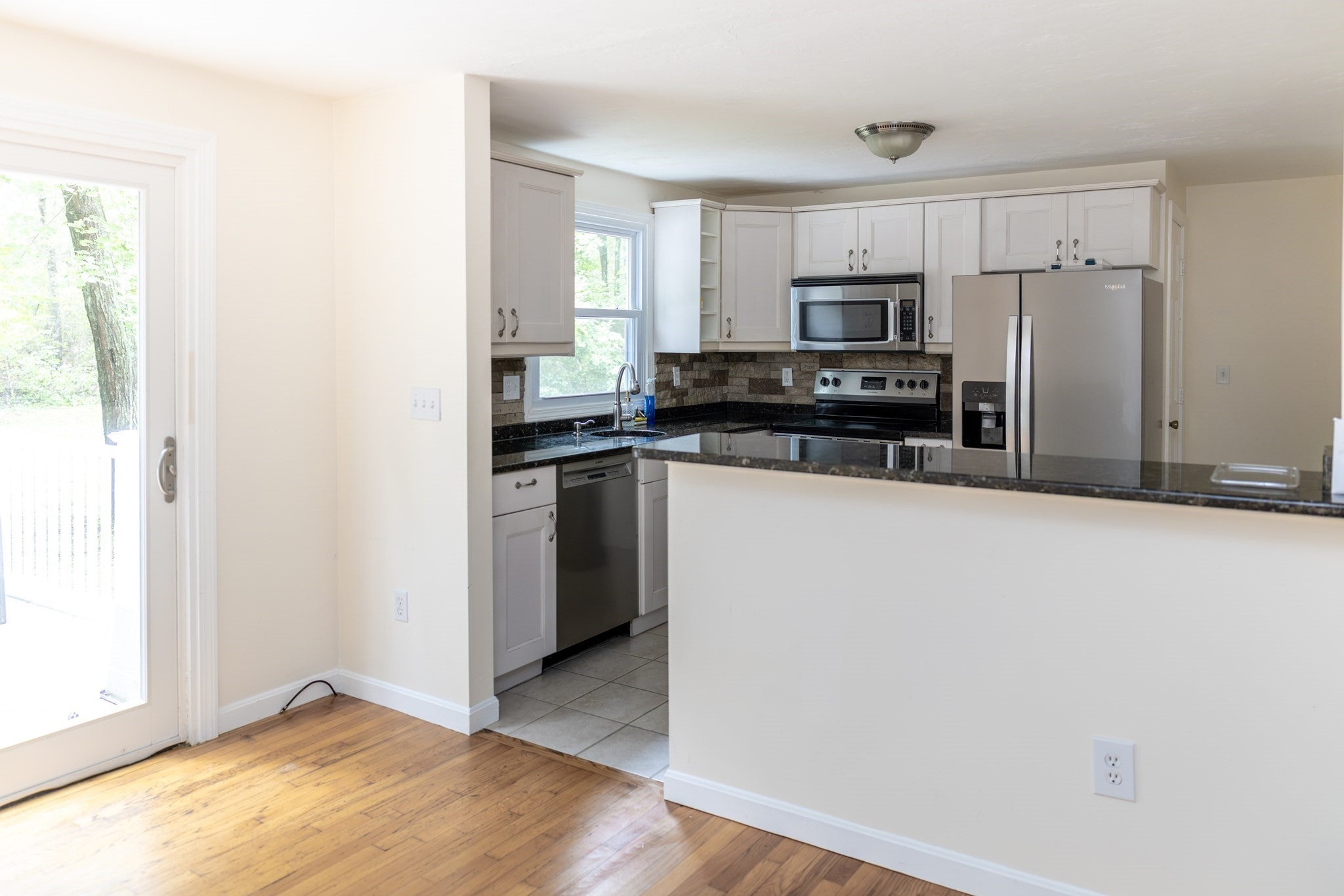 7 Ledgeville Ave A