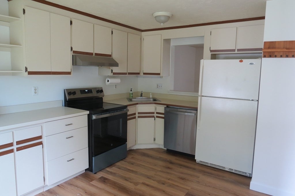 14 Hartshorn Pl #14, Walpole, MA, 14 Hartshorn Pl #14, Walpole, MA Photo #4