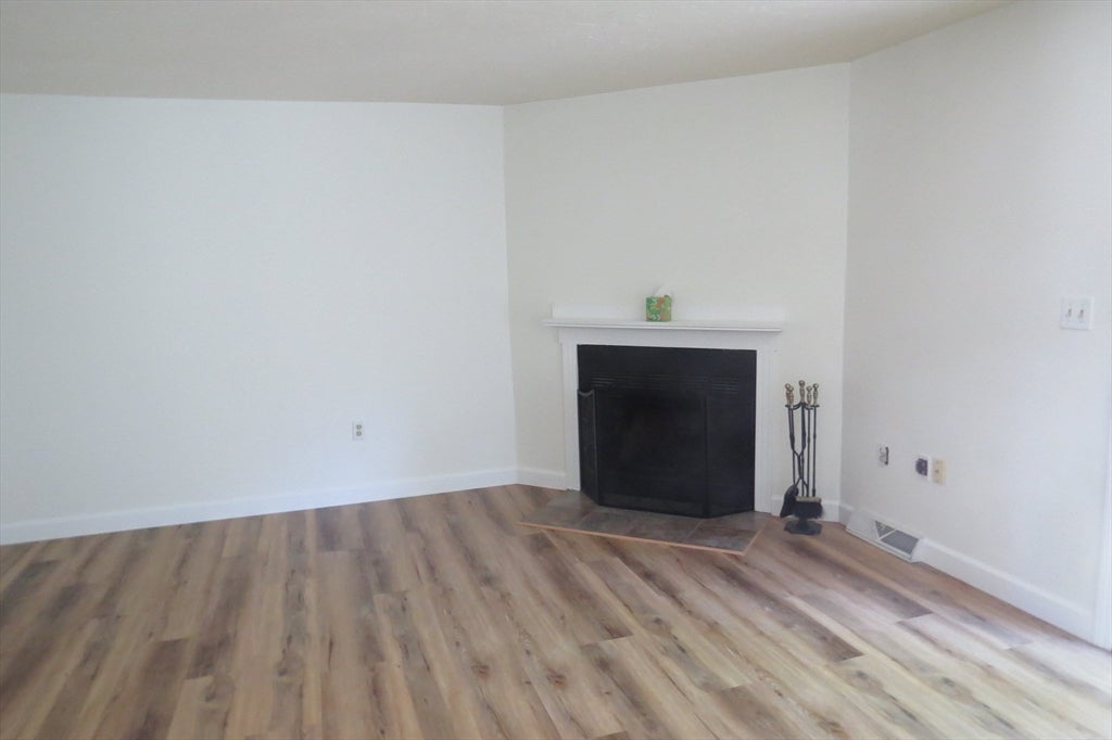 14 Hartshorn Pl #14, Walpole, MA, 14 Hartshorn Pl #14, Walpole, MA Photo #7