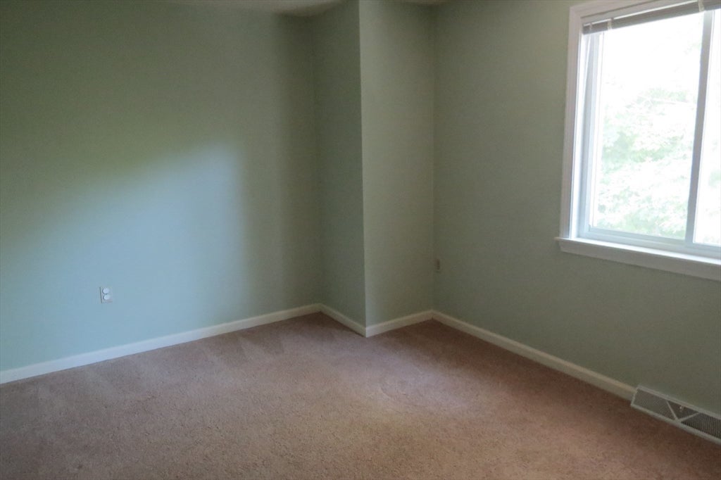 14 Hartshorn Pl #14, Walpole, MA, 14 Hartshorn Pl #14, Walpole, MA Photo #11