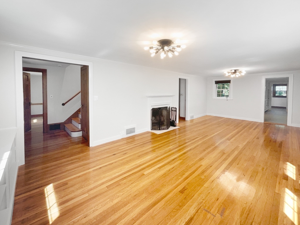 337 Edgell Rd