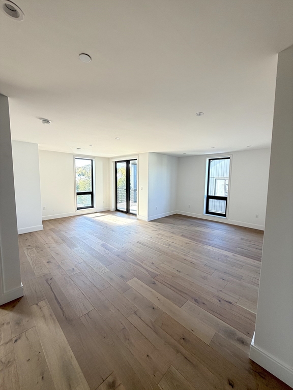 1121 Dorchester Avenue 306