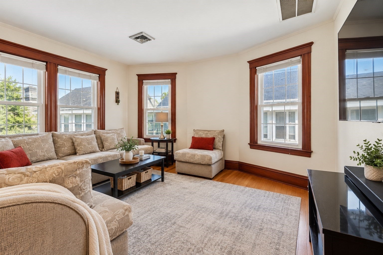 101 Greaton Rd, Boston, MA, 101 Greaton Rd, Boston, MA Photo #13