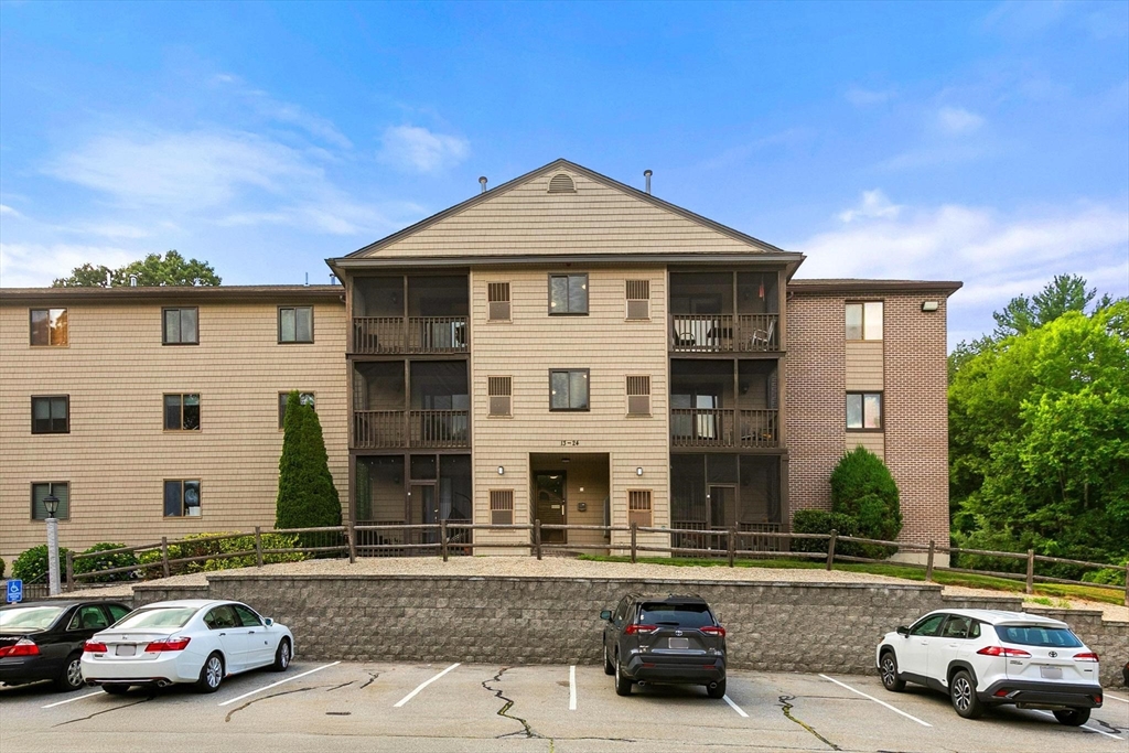 10 Village Lane 21