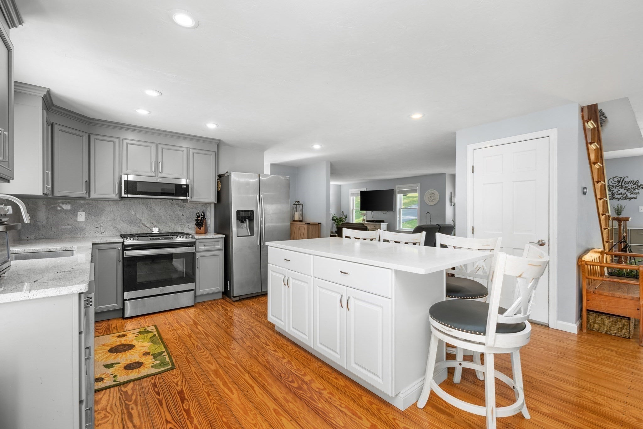 47 Blackthorn Path, Sandwich, MA, 47 Blackthorn Path, Sandwich, MA Photo #2