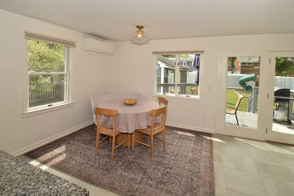 105 Edgewood Ave, Longmeadow, MA Photo #8