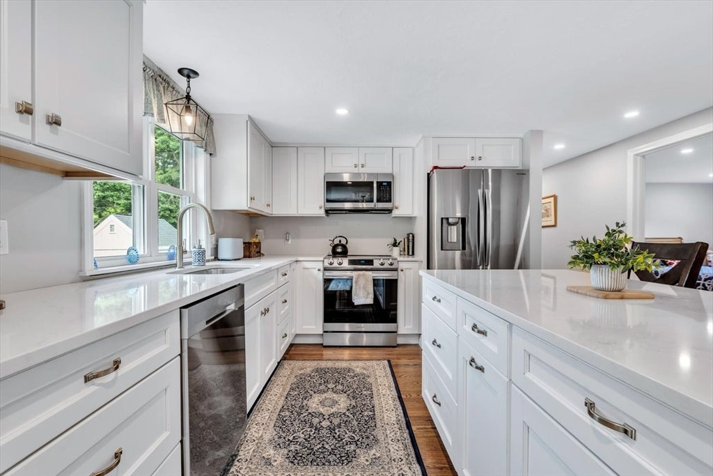 770 County Rd, Bourne, MA Photo #12