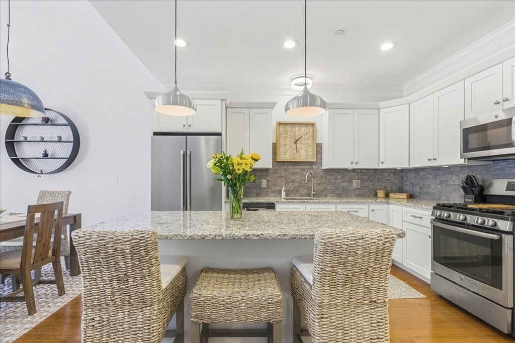 12 Mile Stone Way 12