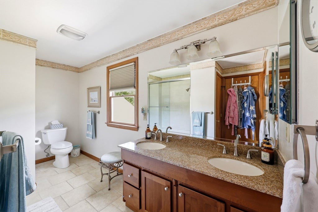 16 Lessard CIR, East Longmeadow, MA, 16 Lessard CIR, East Longmeadow, MA Photo #22