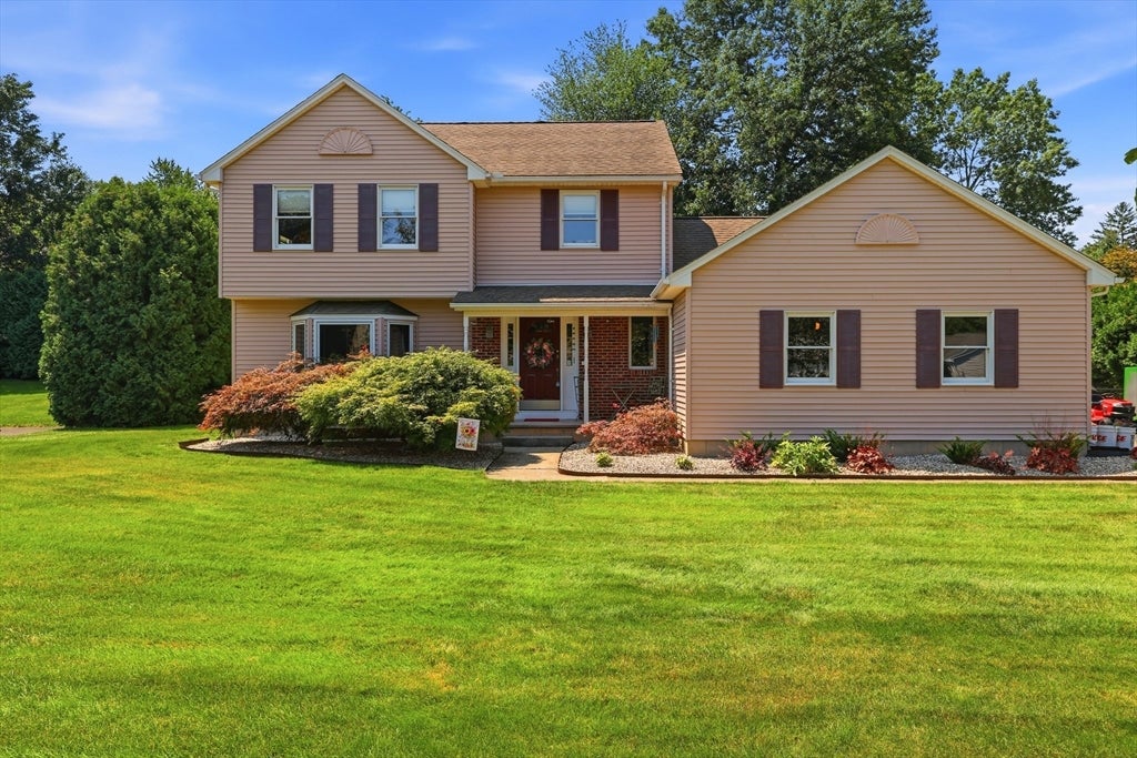 16 Lessard CIR, East Longmeadow, MA, 16 Lessard CIR, East Longmeadow, MA Photo #1