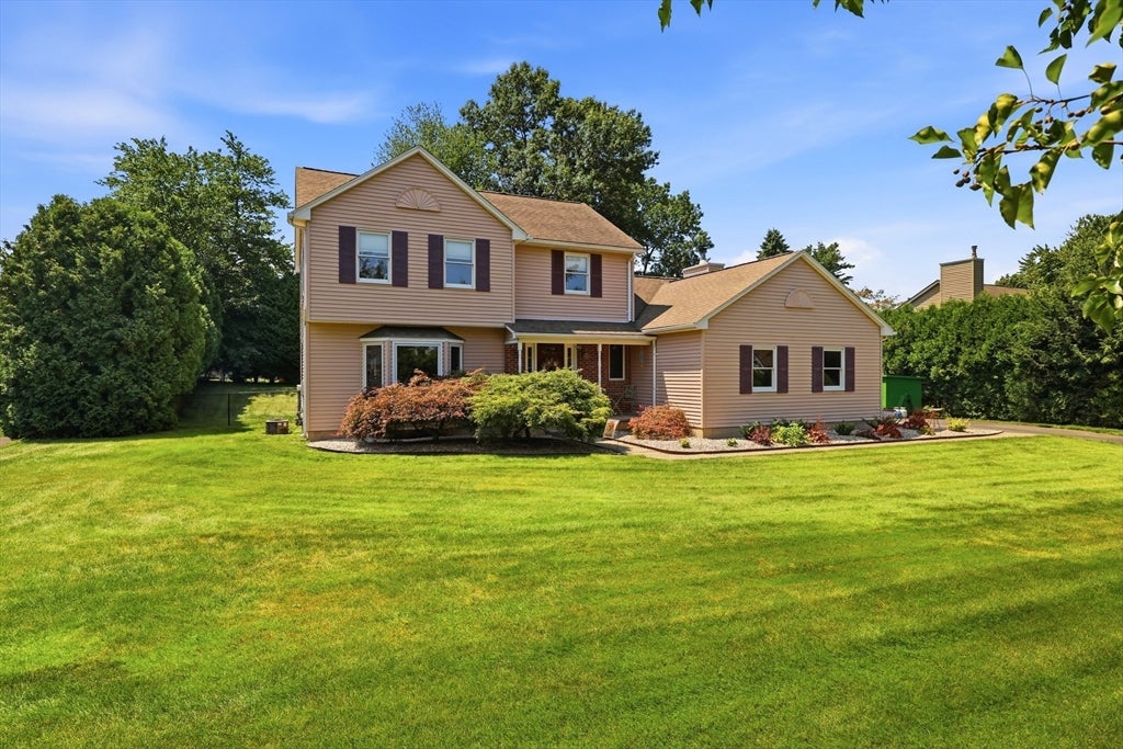 16 Lessard CIR, East Longmeadow, MA, 16 Lessard CIR, East Longmeadow, MA Photo #4
