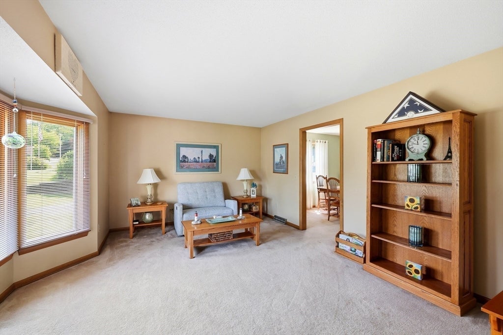 16 Lessard CIR, East Longmeadow, MA, 16 Lessard CIR, East Longmeadow, MA Photo #9