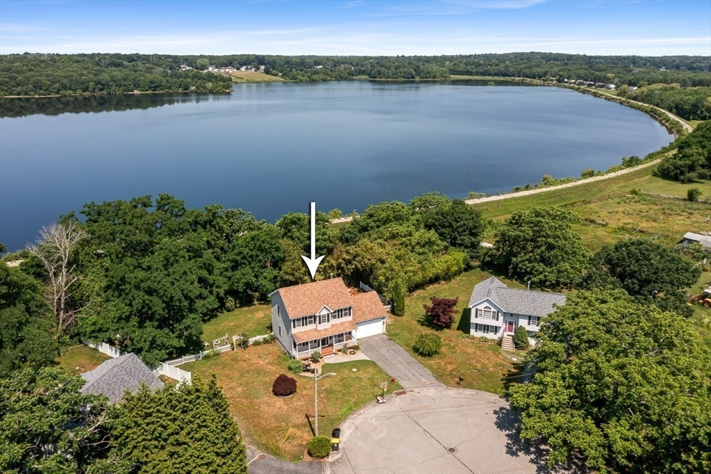 15 Dolphin Cir