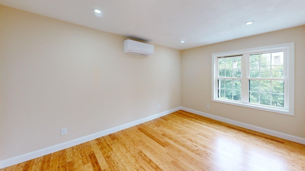 73 Summit ST #73, Orange, MA Photo #36