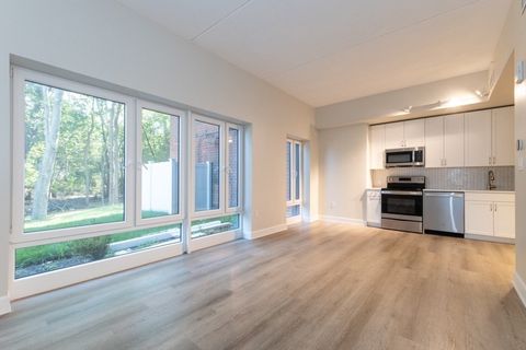 133 Salem 115 Revere MA 02151
