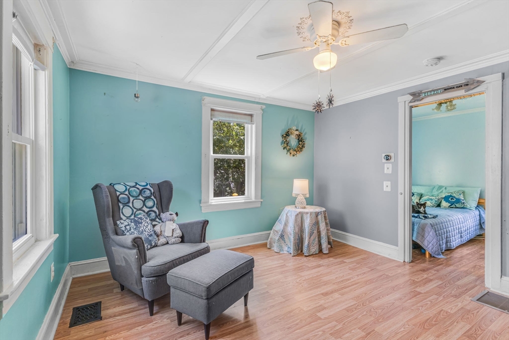 20 Darling St