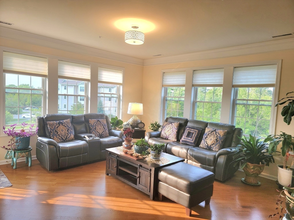 422 John Mahar Hwy 305