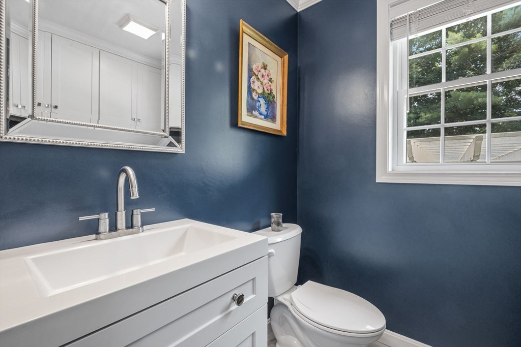 35 Okala Rd, Weymouth, MA Photo #14