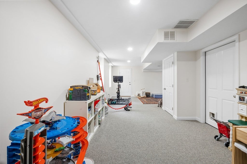 35 Okala Rd, Weymouth, MA Photo #27