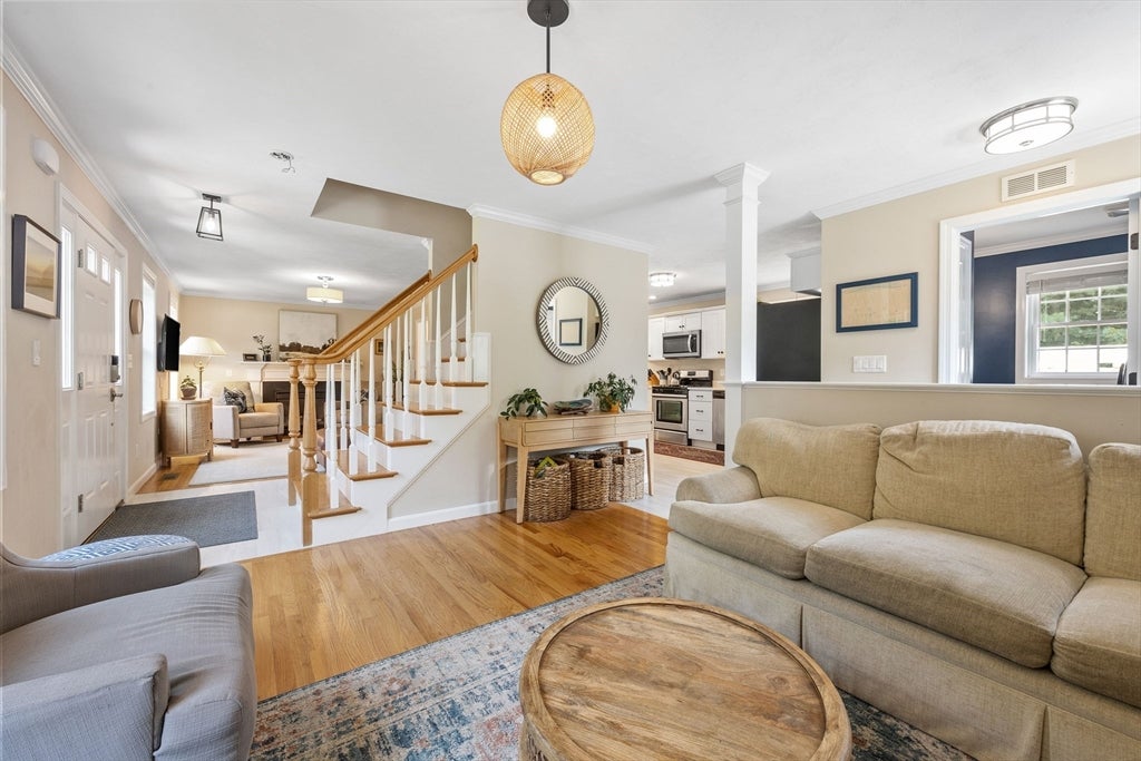35 Okala Rd, Weymouth, MA Photo #6