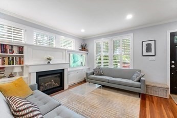 82 Summit Ave 82