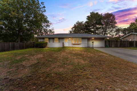 38 Stephen Dr Brockton MA 02302