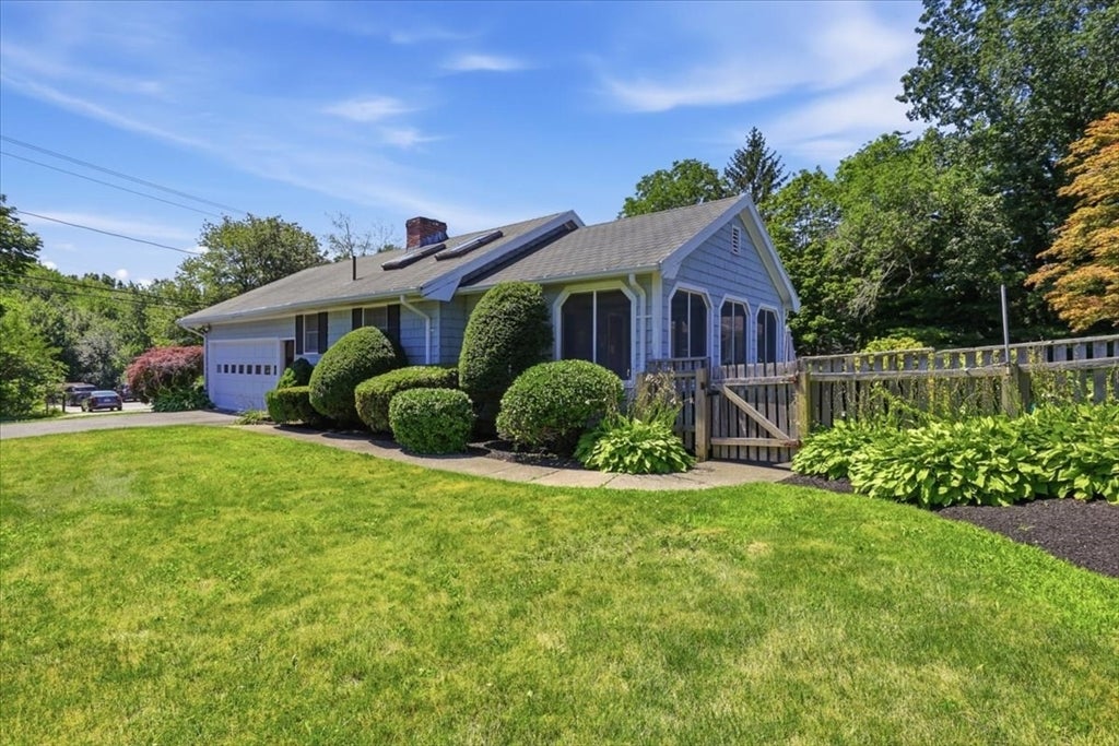 26 Hanover. Street, Newbury, MA, 26 Hanover. Street, Newbury, MA Photo #4