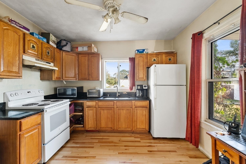 14 Jewetts Ct