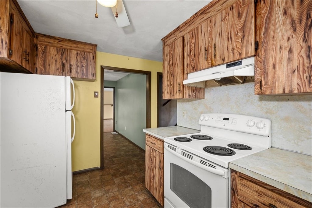 80 Meadow Road, Spencer, MA, 80 Meadow Road, Spencer, MA Photo #3