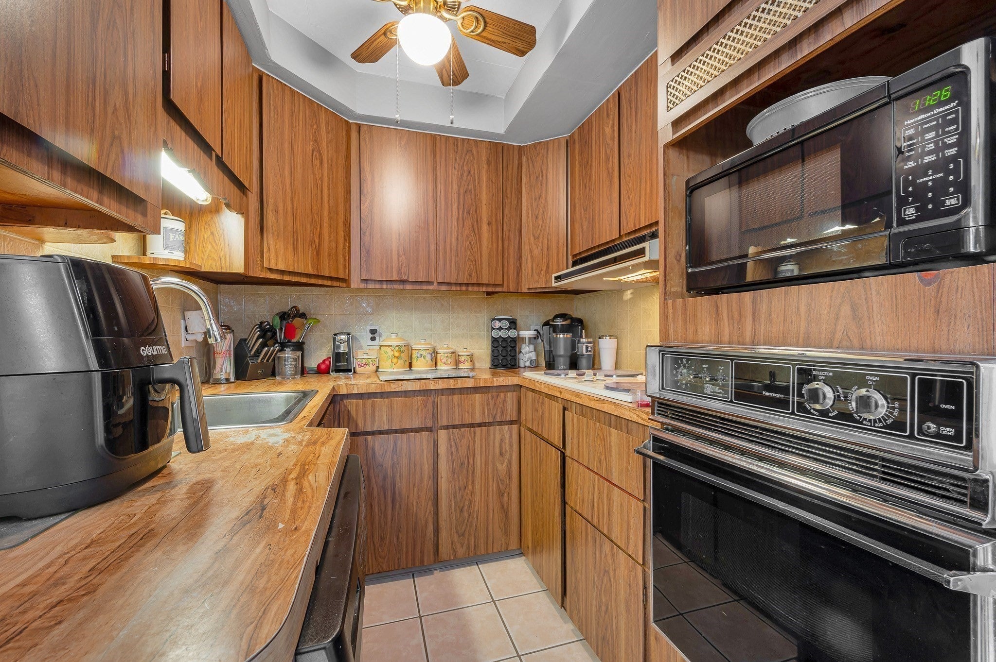 115 Puffer St, Lowell, MA, 115 Puffer St, Lowell, MA Photo #10