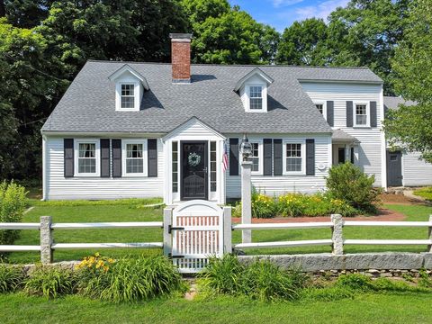 Photo of 41 Westford St, Chelmsford, MA 01824 (MLS # 73543992)