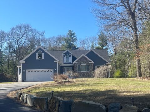 10 Lemore Avenue Lakeville MA 02347